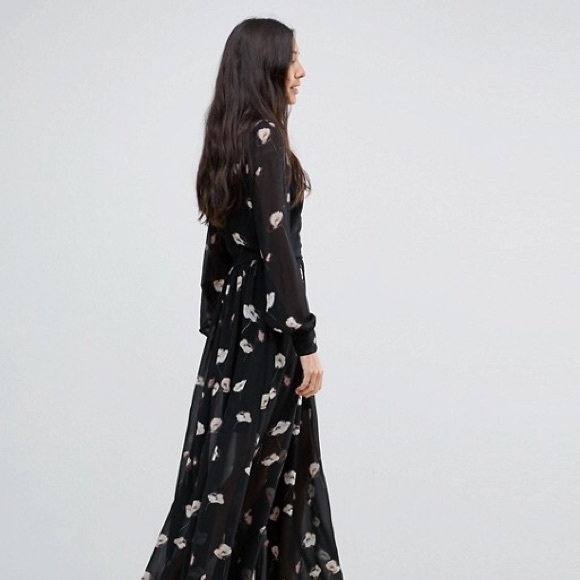 Vero Moda Mia Long Sleeve Maxi Dress - Picture 4 of 7